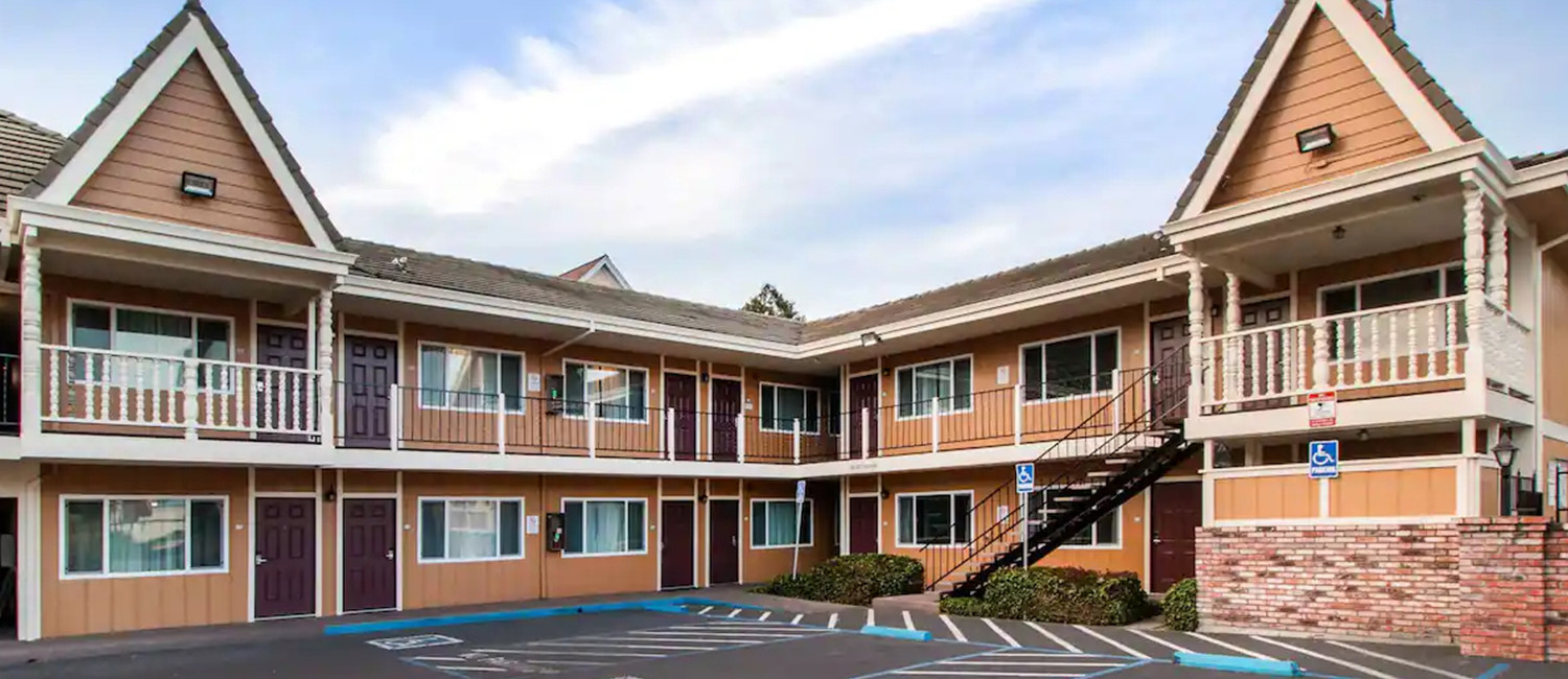 Relaxing Accommodations In Eureka, California